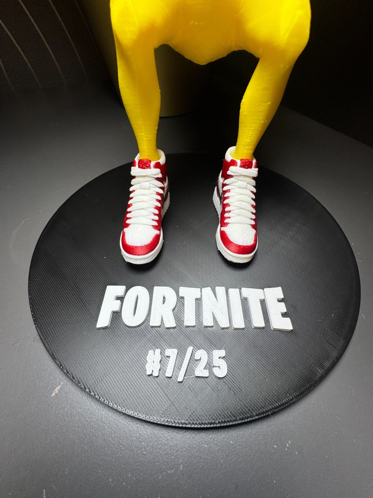 RARE Fortnite Peely Skin Gaming Controller Holder & Phone Stand 30cm / Last Few